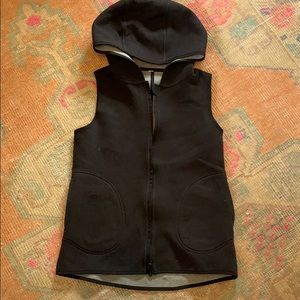 Lululemon reversible vest